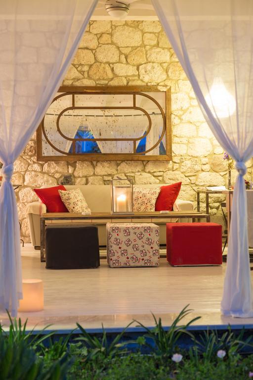Luce Design Hotel - Special Category Алачати Экстерьер фото
